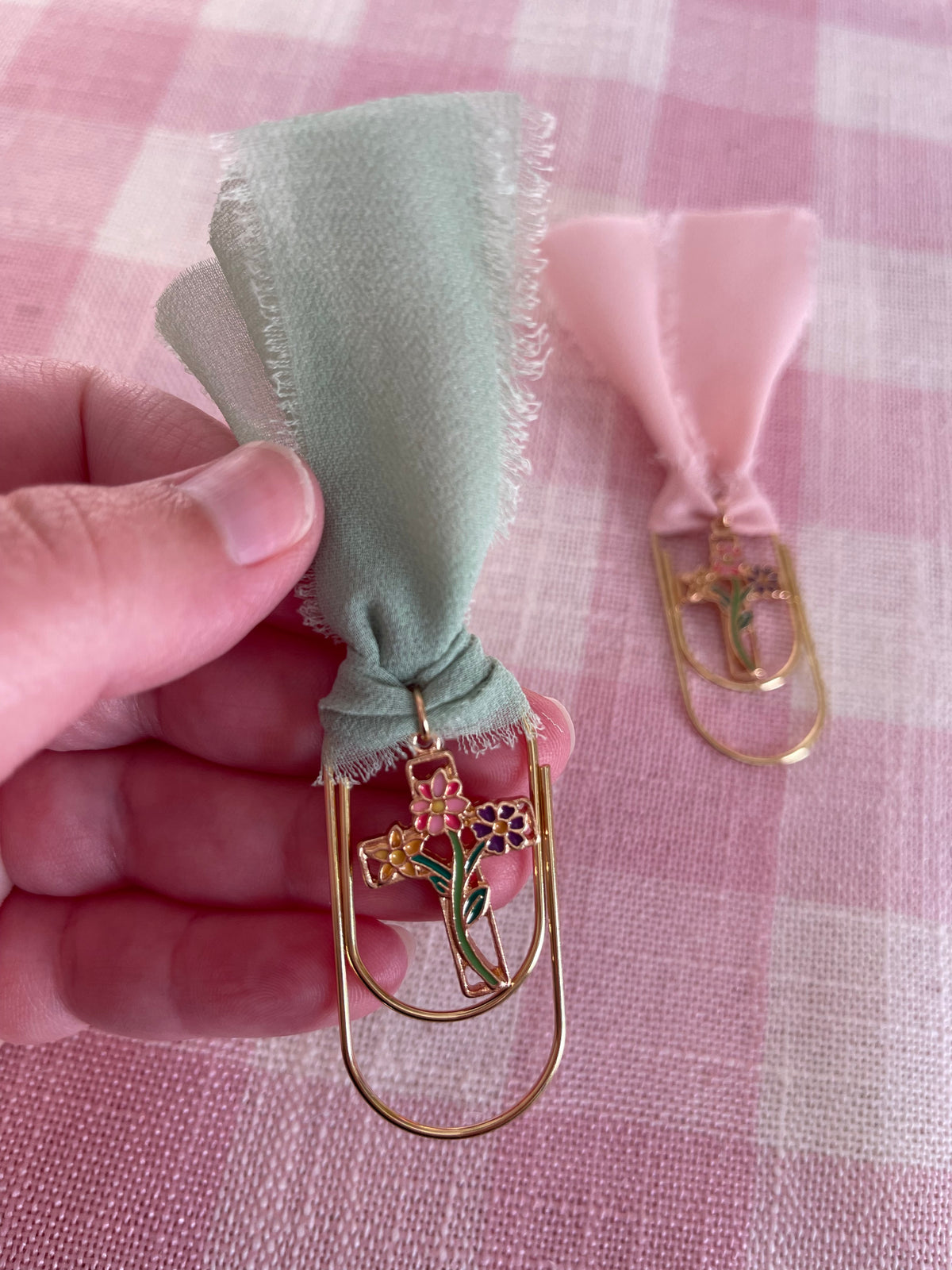 Flower Cross Bow Bookmark