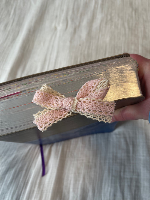 Bible Bow Bookmarks